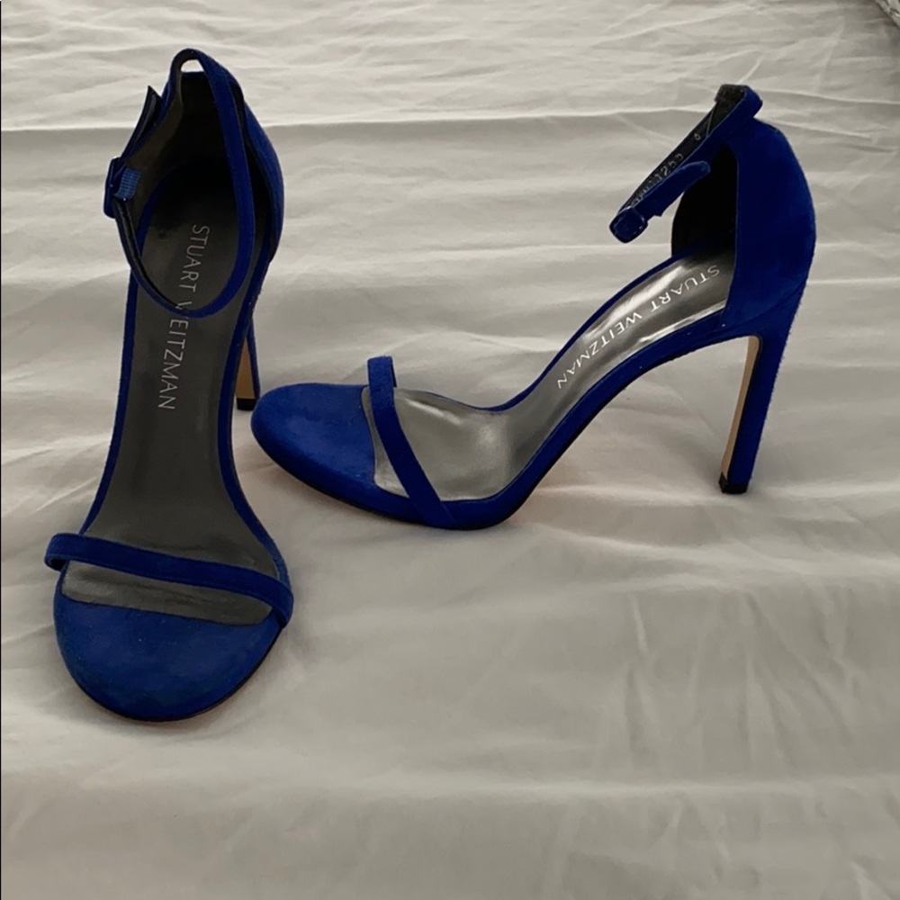 Stuart Weitzman Blue Suede heels, size 6!